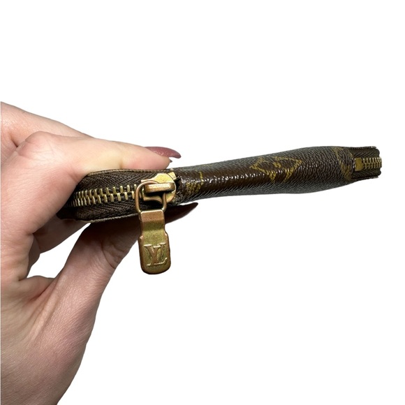 LOUIS VUITTON VINTAGE ZIPPY MONOGRAM 6 KEY CASE/CARD HOLDER - Picture 8 of 14